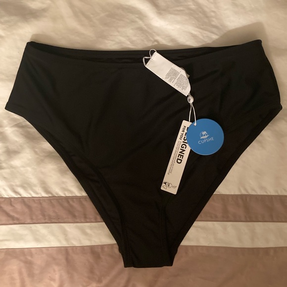 Bikini bottom - Picture 1 of 3